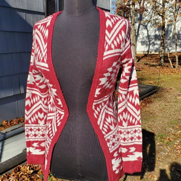 Charlotte Russe Sweaters - Charlotte Russe Aztec Print Cardigan